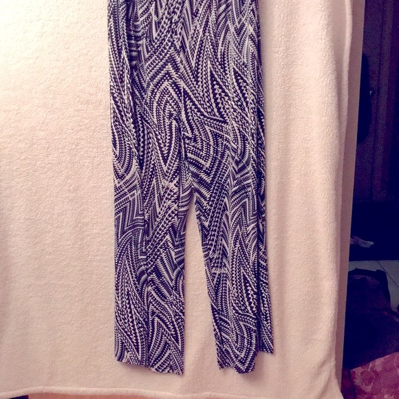 Ladies Black and White strapless jumpsuit - Picture 2 of 4